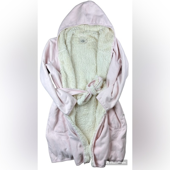 UGG Pink Fleece Robe - Picture 5 of 5